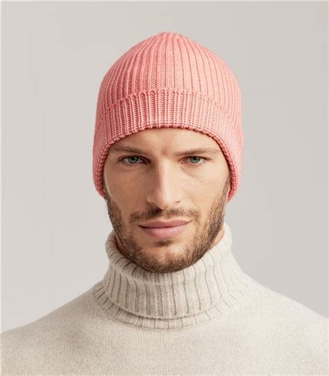 cappello di lana rosa burberry